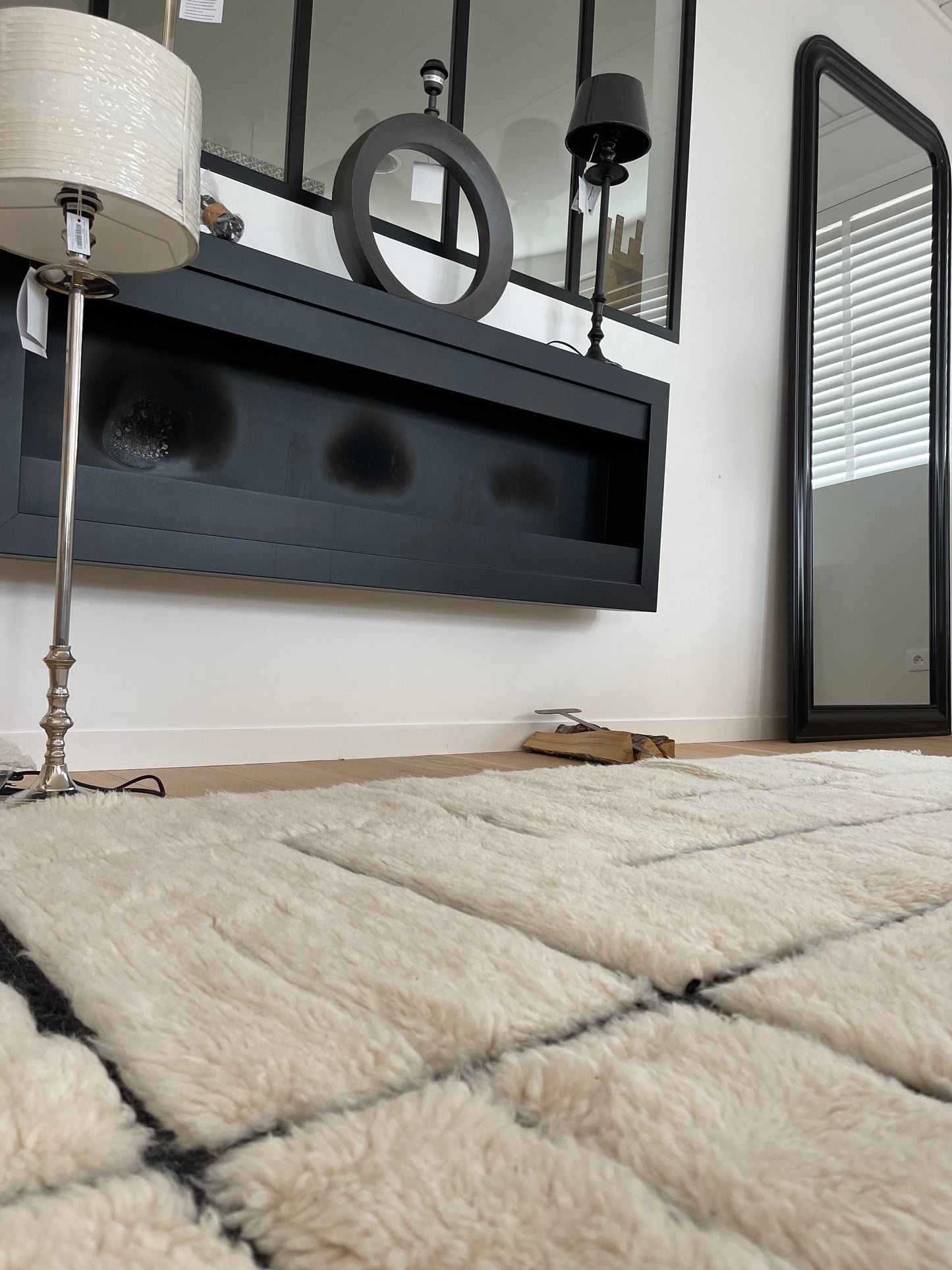 Tapis lignes noires & vertes -SD11-183cm x 240cm